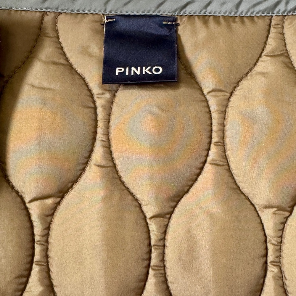NWT Italian Luxury Pinko Quilted nylon Mini Skirt - Picture 6 of 8